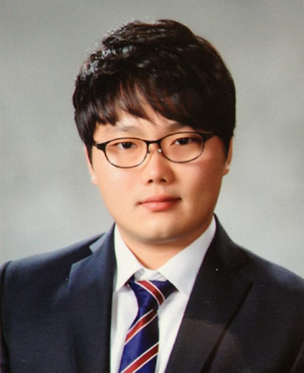 윤종철 사진